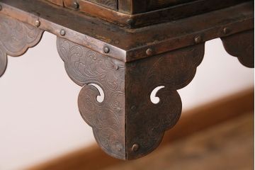 アンティーク照明　高級品　繊細な透かしが目を引く銅製の吊り灯篭(吊り灯籠、吊り下げ照明、天井照明)(R-050389)