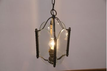 アンティーク照明　和製アンティーク　4面ガラス製の希少なデザインが魅力的な吊り下げ照明(天井照明、ペンダントライト)(R-050393)