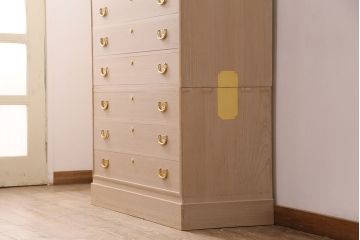 中古　国産　気品あふれる佇まいが魅力の総桐箪笥(並厚、桐たんす)(衣装箪笥、和タンス、引き出し、桐たんす)(R-050400)