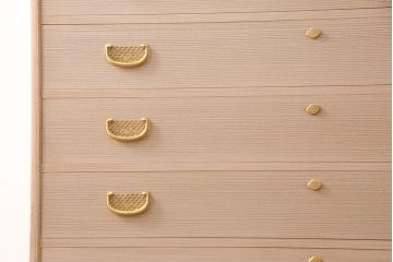 中古　国産　気品あふれる佇まいが魅力の総桐箪笥(並厚、桐たんす)(衣装箪笥、和タンス、引き出し、桐たんす)(R-050400)