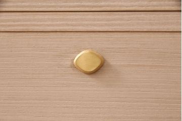 中古　国産　気品あふれる佇まいが魅力の総桐箪笥(並厚、桐たんす)(衣装箪笥、和タンス、引き出し、桐たんす)(R-050400)