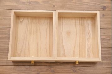 中古　国産　気品あふれる佇まいが魅力の総桐箪笥(並厚、桐たんす)(衣装箪笥、和タンス、引き出し、桐たんす)(R-050400)