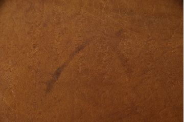 フランスアンティーク　高級品!　チーク材　真鍮の装飾が目を惹くレザートップテーブル(ワークデスク、在宅ワーク、在宅用)(R-050401)