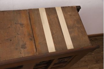 和製アンティーク　上手物!堂々とした存在感を放つ、珍しい五尺サイズの水屋箪笥・上段(サイドボード、収納棚、戸棚、重ね箪笥)(R-050404)