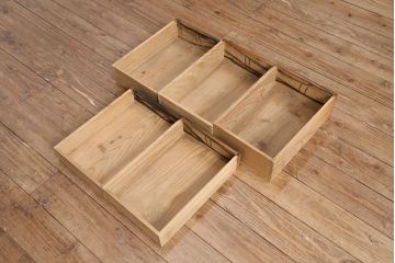 和製アンティーク　上手物!堂々とした存在感を放つ、珍しい五尺サイズの水屋箪笥・下段(サイドボード、収納棚、戸棚、重ね箪笥)(R-050405)