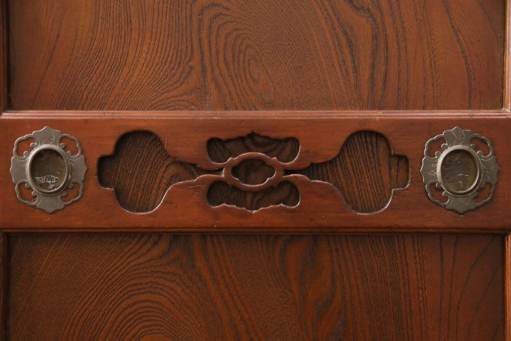 和製アンティーク　上手物!堂々とした存在感を放つ、珍しい五尺サイズの水屋箪笥・下段(サイドボード、収納棚、戸棚、重ね箪笥)(R-050405)