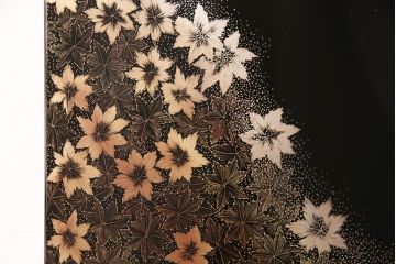中古　美品　民芸家具　木曽塗り　3種の花の図柄が空間を彩る衝立(つい立て、パーテーション)(R-050410)