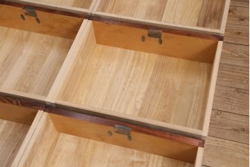 中古　伝統民芸家具　岩谷堂箪笥　菊幸作　上質なチェスト(サイドチェスト、引き出し)(R-050414)