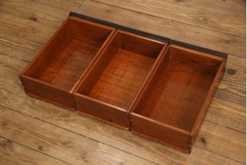 中古　民芸家具　カリン材　分解式の大振り関西火鉢(囲炉裏、座卓、テーブル、花梨材)(R-050415)