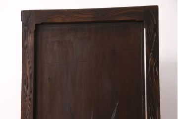 中古　軽井沢彫　菖蒲の彫刻が美しいワードローブ(洋服タンス、和箪笥)(R-050417)