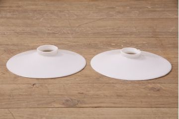 アンティーク照明　古き良き時代の味を感じる平笠シェードのペンダントライト2個セット(吊り下げ照明、天井照明)(R-050422)