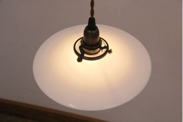 アンティーク照明　レトロな平笠シェードのペンダントライト2個セット(天井照明、吊り下げ照明、電笠)(R-050424)