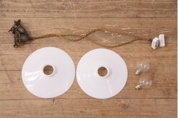 アンティーク照明　レトロな平笠シェードのペンダントライト2個セット(天井照明、吊り下げ照明、電笠)(R-050424)