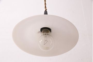 アンティーク照明　レトロな空間を演出するシンプルな吊り下げ照明2個セット(ペンダントライト、天井照明、電笠、平笠シェード)(R-050425)