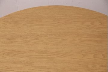 中古　arflex(アルフレックス)　MEDUSA(メデューサ)シリーズ　洗練されたデザインが目を惹くテーブル(ダイニングテーブル、ラウンドテーブル)(R-050426)