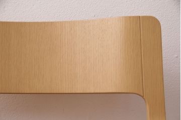 中古　arflex(アルフレックス)　RINN(リン)シリーズ　レザーグレード1　流れるような細身のラインが美しいオーク材製アームチェア(定価約9万円)(椅子、ダイニングチェア)(R-050427)