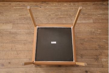 中古　arflex(アルフレックス)　RINN(リン)シリーズ　レザーグレード1　流れるような細身のラインが美しいオーク材製アームチェア(定価約9万円)(椅子、ダイニングチェア)(R-050427)