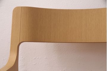 中古　arflex(アルフレックス)　RINN(リン)シリーズ　レザーグレード1　流れるような細身のラインが美しいオーク材製アームチェア(定価約9万円)(椅子、ダイニングチェア)(R-050429)