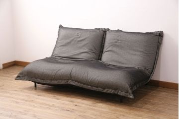 中古　ligne roset(リーン・ロゼ)　ゆったりとした雰囲気づくりにぴったりのCALIN(カラン)ソファ(リーンロゼ、2人掛け)(R-050431)