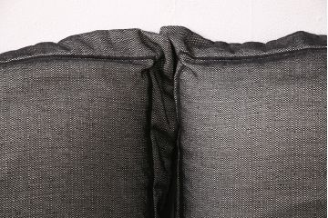 中古　ligne roset(リーン・ロゼ)　ゆったりとした雰囲気づくりにぴったりのCALIN(カラン)ソファ(リーンロゼ、2人掛け)(R-050431)