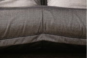 中古　ligne roset(リーン・ロゼ)　ゆったりとした雰囲気づくりにぴったりのCALIN(カラン)ソファ(リーンロゼ、2人掛け)(R-050431)
