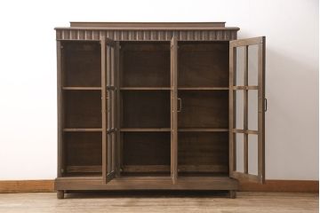和製ヴィンテージ　神戸洋家具　クラシカルな雰囲気漂うキャビネット(サイドボード、ブックケース、収納棚、ビンテージ)(R-050433)