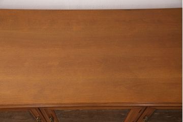 中古　横浜クラシック家具　ダニエル(Daniel)　仕切り付きの引き出しが便利!特注品のテレビ台(ローボード、収納棚、キャビネット、リビングボード、テレビボード)(定価約70万円)(R-050434)