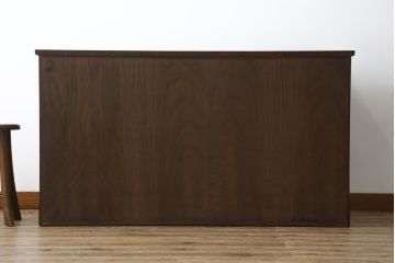 中古　伝統民芸家具　岩谷堂箪笥　欅材の動きのある杢目が味わい深い収納箪笥(サイドボード、チェスト、和たんす、整理箪笥)(R-050442)