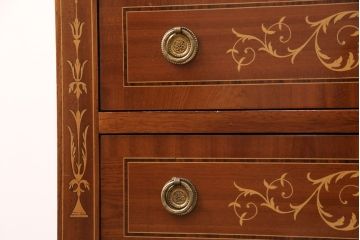 中古　高級品!　イタリア輸入家具　象嵌入りの高級感漂うチェスト(引き出し)(定価約90万円)(R-050444)