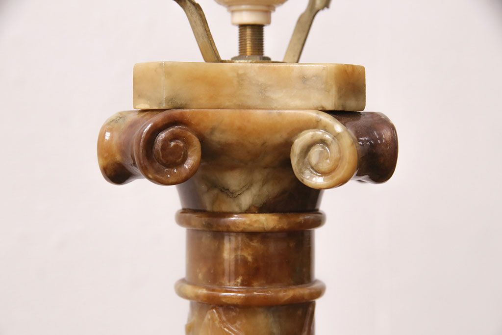 中古　イタリア製　genuine alabaster(ジェニュインアラバスター)　高級品!手彫りの大理石が魅惑的なフロアスタンド照明(テーブルスタンド)(R-050450)