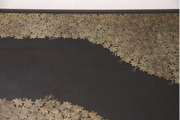 中古　美品　民芸家具　木曽塗り　2パターン楽しめる付属の脚付き!もみじの図が和の風情を漂わせる座卓(ローテーブル)(R-050453)