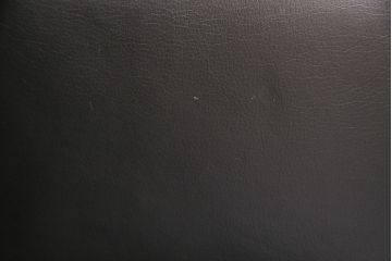 中古　美品　Cassinaixc.(カッシーナイクスシー)　 INWOOD　木とレザーの組み合わせがお洒落なインウッドソファ(1人掛け)(R-050469)