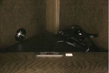 中古　美品　カリモク　domani(ドマーニ)　Morganton(モーガントン)　洗練された佇まいが魅力のコーナーテレビ台(サイドボード、リビングボード、収納棚、テレビボード)(定価約25万円)(R-050471)