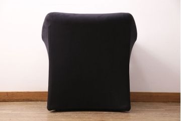 中古　展示品　美品　Cassina(カッシーナ)　684 PICCOLA TENTAZIONE(ピッコラテンタツィオーネ)　ラウンジアームチェア(定価約40万円)(アームソファ、一人掛けソファ、1P)(R-050482)