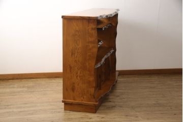 中古　民芸家具　屋久杉を贅沢に使った存在感のある飾り棚(茶棚、収納棚、サイドボード)(定価約220万円)(R-050485)