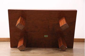 中古　カリン材一枚板!モダンな空間づくりにおすすめの小振りな座卓(センターテーブル、ローテーブル、花梨材)(R-050503)