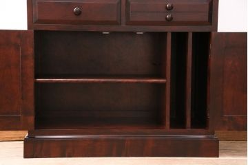 中古　美品　国産民芸家具　落ち着きのある空間づくりにおすすめの二段重ねキャビネット(食器棚、収納棚、飾り棚、書棚、本箱)(R-050507)