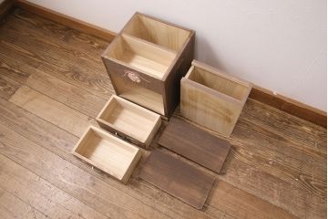 中古　国産　総桐材　可愛らしいデザインの木目込みが魅力的な小引き出し(チェスト、小物収納、卓上収納)(R-050512)