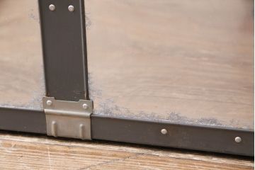 ヴィンテージ雑貨　KOWA(コーワ)　インダストリアルの空間づくりにおすすめのアルミ製トランク(船トランク、ディスプレイ、収納、ビンテージ)(R-050514)