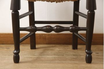 中古　松本民芸家具　#22型　ラッシ座面がお洒落なスタイルに活躍するラダーバックチェア(ダイニングチェア、椅子)(定価約16万円)(R-050532)