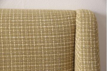 デンマークヴィンテージ　ほっと心が落ち着くような和みカラーが魅力の3人掛けソファ(三人掛け、ビンテージ)(R-050534)