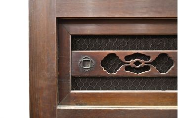 和製アンティーク　前面ヒノキ材・一部ケヤキ材　丁寧な作り込みが魅力的な四尺水屋箪笥(重ね箪笥、収納棚、戸棚、食器棚)(R-050538)