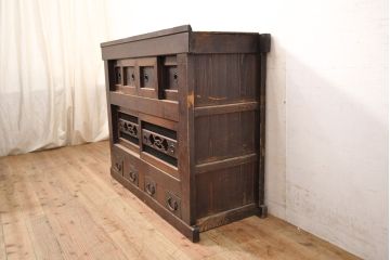 和製アンティーク　前面ヒノキ材・一部ケヤキ材　丁寧な作り込みが魅力的な水屋箪笥・上段(収納棚、戸棚、食器棚)(R-050539)