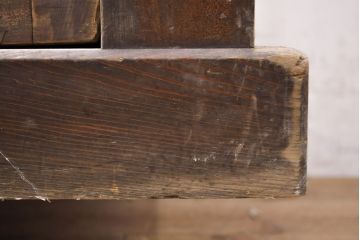 【簡易リペア限定品】和製アンティーク　前面ヒノキ材・一部ケヤキ材　丁寧な作り込みが魅力的な水屋箪笥・下段(収納棚、戸棚、食器棚)(R-050540)