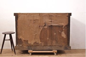 【簡易リペア限定品】和製アンティーク　前面ヒノキ材・一部ケヤキ材　丁寧な作り込みが魅力的な水屋箪笥・下段(収納棚、戸棚、食器棚)(R-050540)