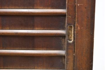和製アンティーク　前面ヒノキ材・一部ケヤキ材　丁寧な作り込みが魅力的な水屋箪笥・下段(収納棚、戸棚、食器棚)(R-050540)