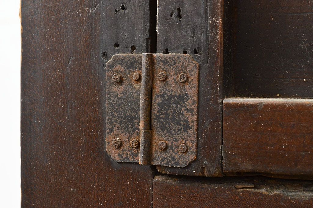 和製アンティーク　明治期　ヒノキ材　深みのある色合いが魅力の階段箪笥(時代箪笥、収納
棚)(R-050542)