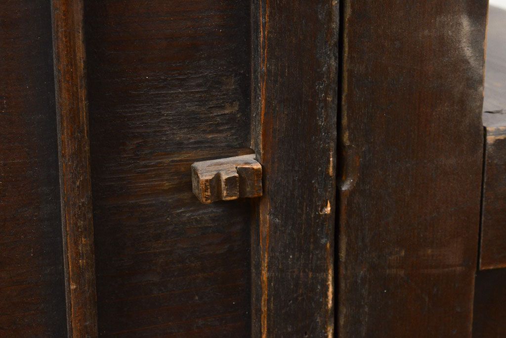 和製アンティーク　明治期　ヒノキ材　深みのある色合いが魅力の階段箪笥(時代箪笥、収納
棚)(R-050542)