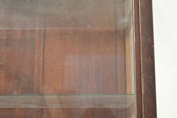 和製アンティーク　経年を感じる木の風合いと深みのある色合いが味わい深いガラスケース(ショーケース、陳列棚、飾り棚、店舗什器、収納棚)(R-050545)