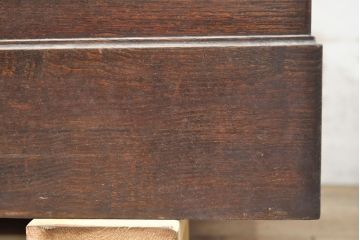 和製アンティーク　経年を感じる木の風合いと深みのある色合いが味わい深いガラスケース(ショーケース、陳列棚、飾り棚、店舗什器、収納棚)(R-050545)